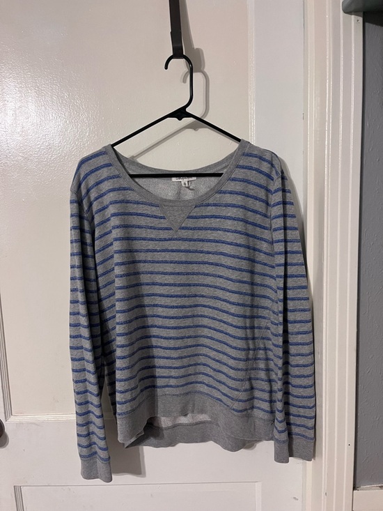 Aeropostale Sweaters - Aeropostale Gray Crewneck Sweater with Blue Stripes